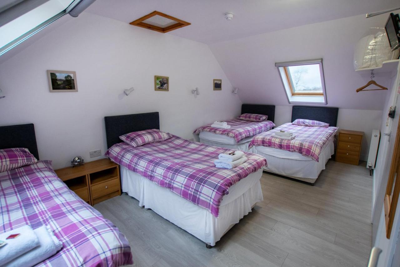 Отель Corran Bunkhouse Экстерьер фото